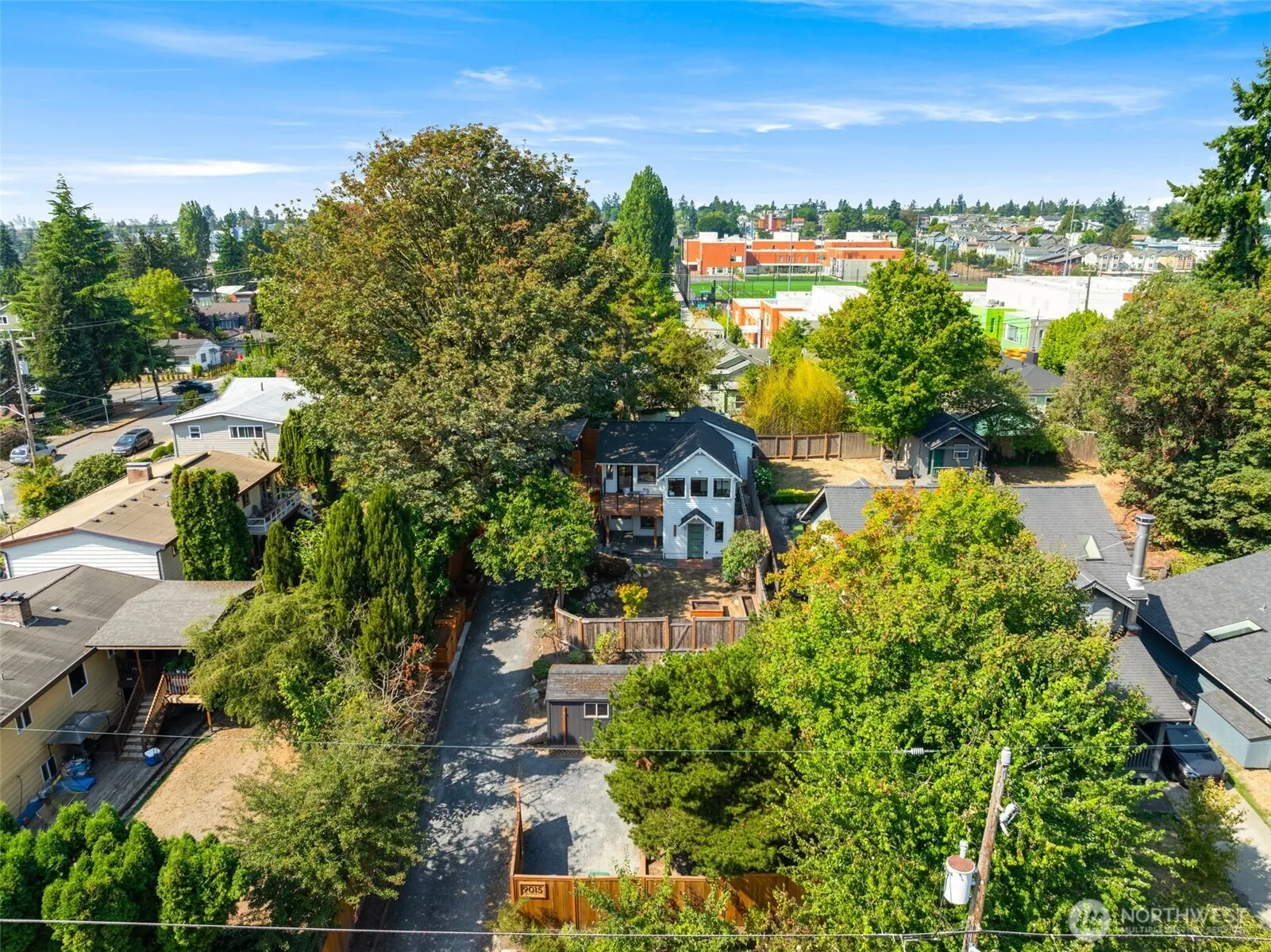 9015 Burke Avenue N, Seattle, WA 98103