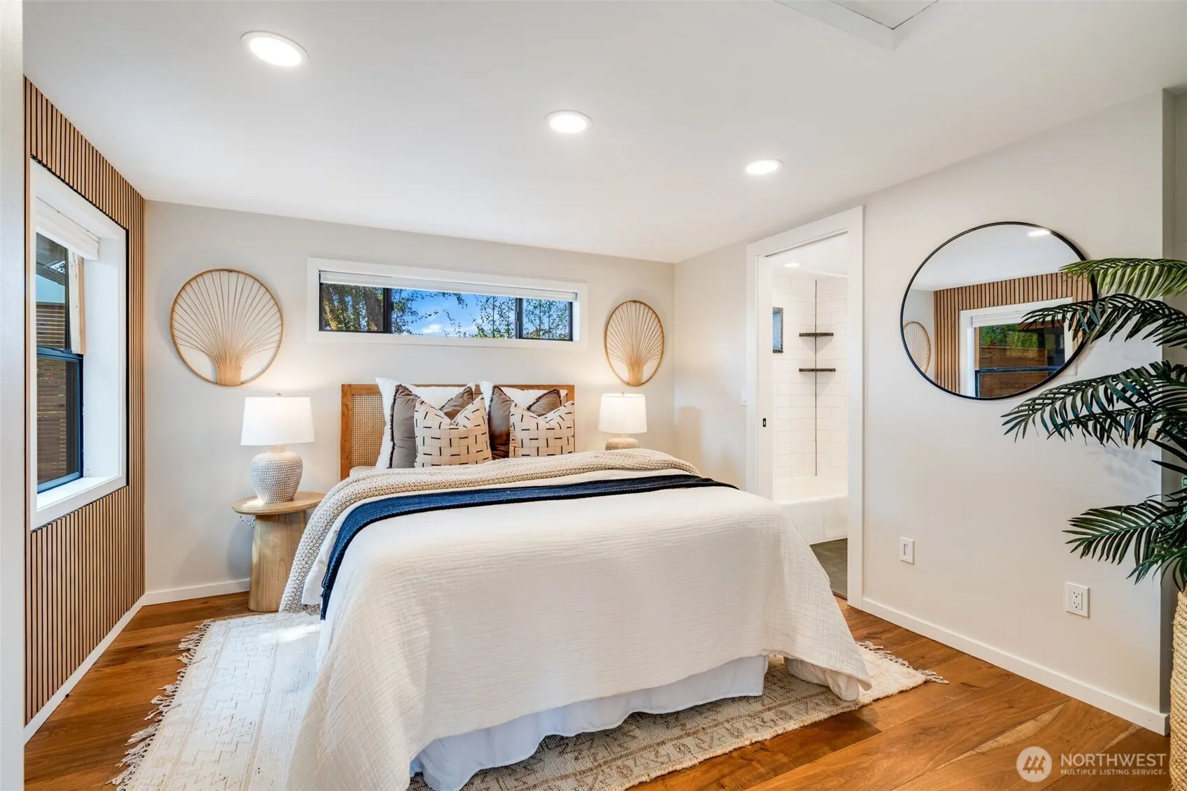 9015 Burke Avenue N, Seattle, WA 98103
