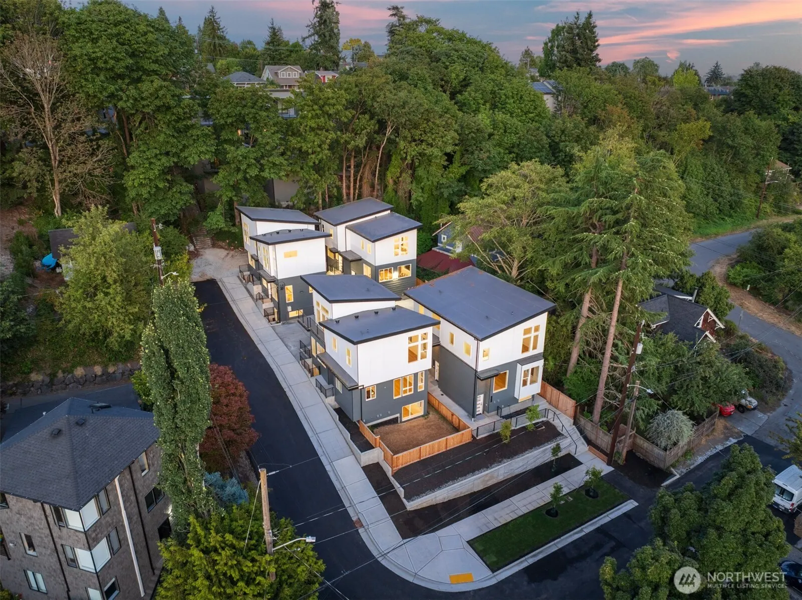 2809 S Grand Street , Seattle, WA 98144