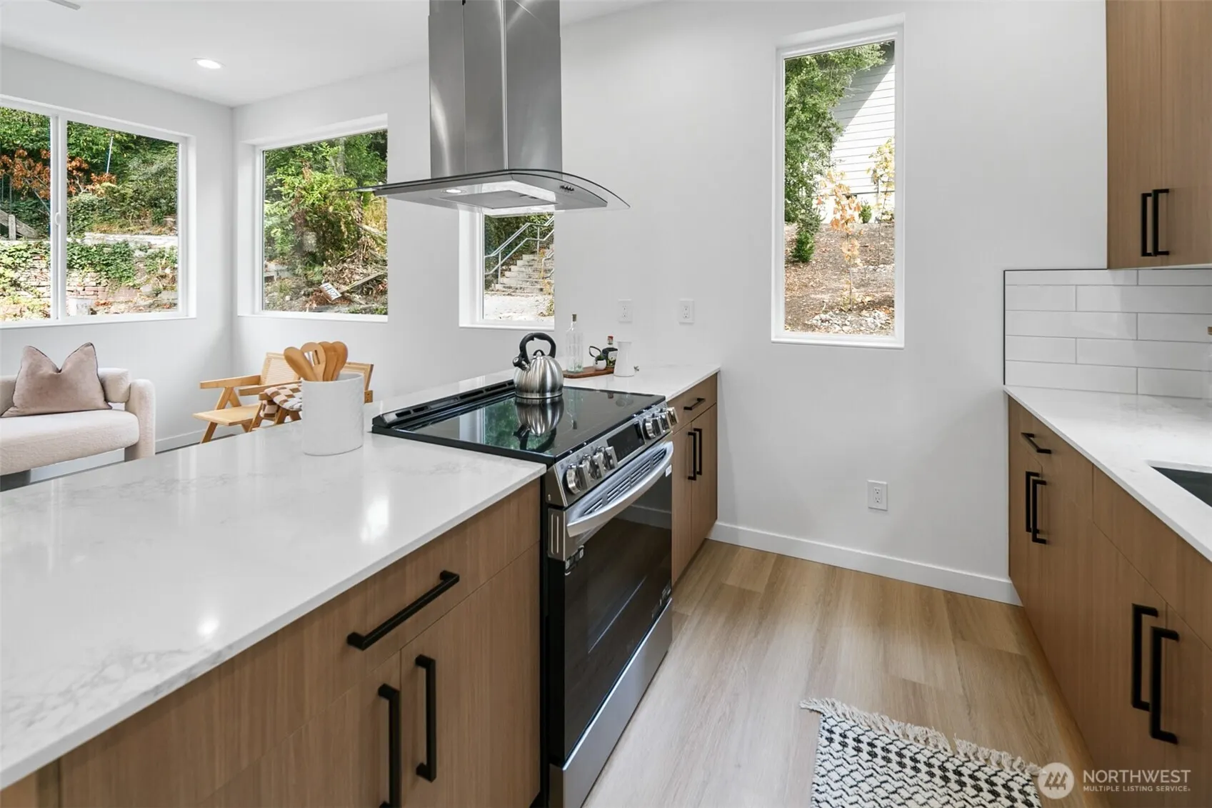 2809 S Grand Street , Seattle, WA 98144