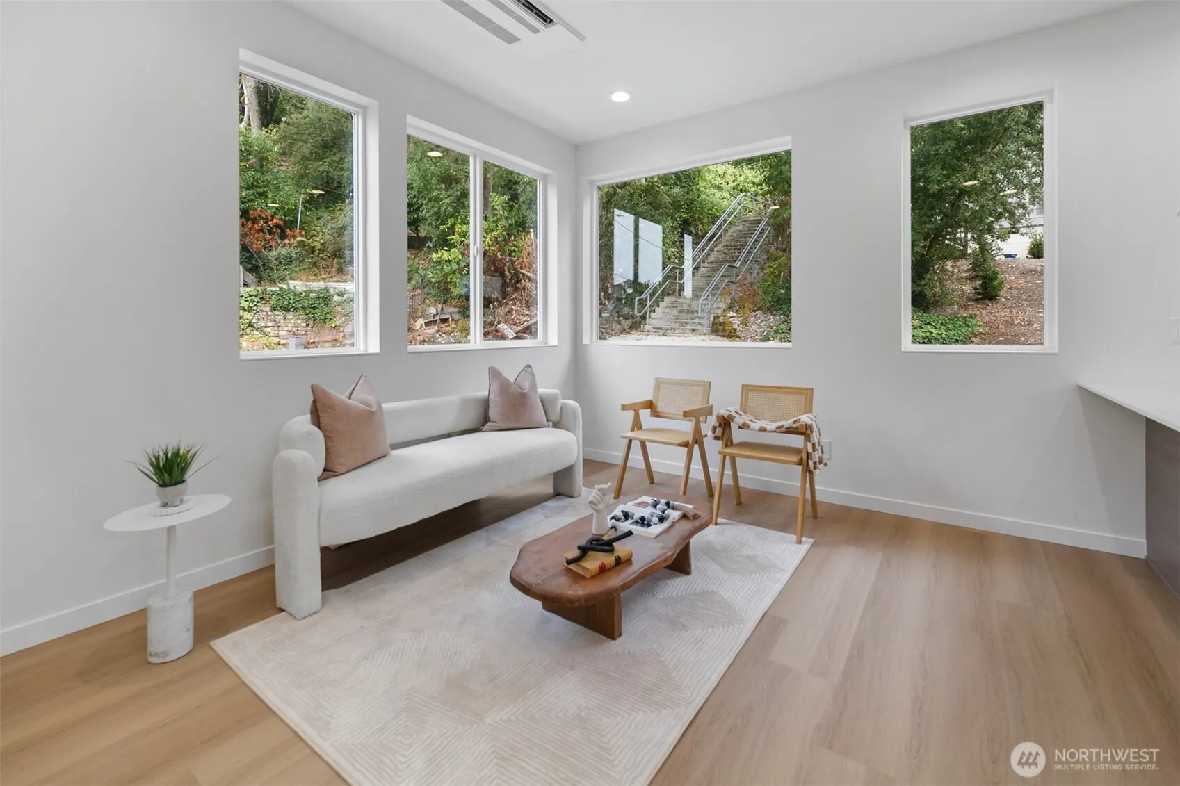 2809 S Grand Street , Seattle, WA 98144