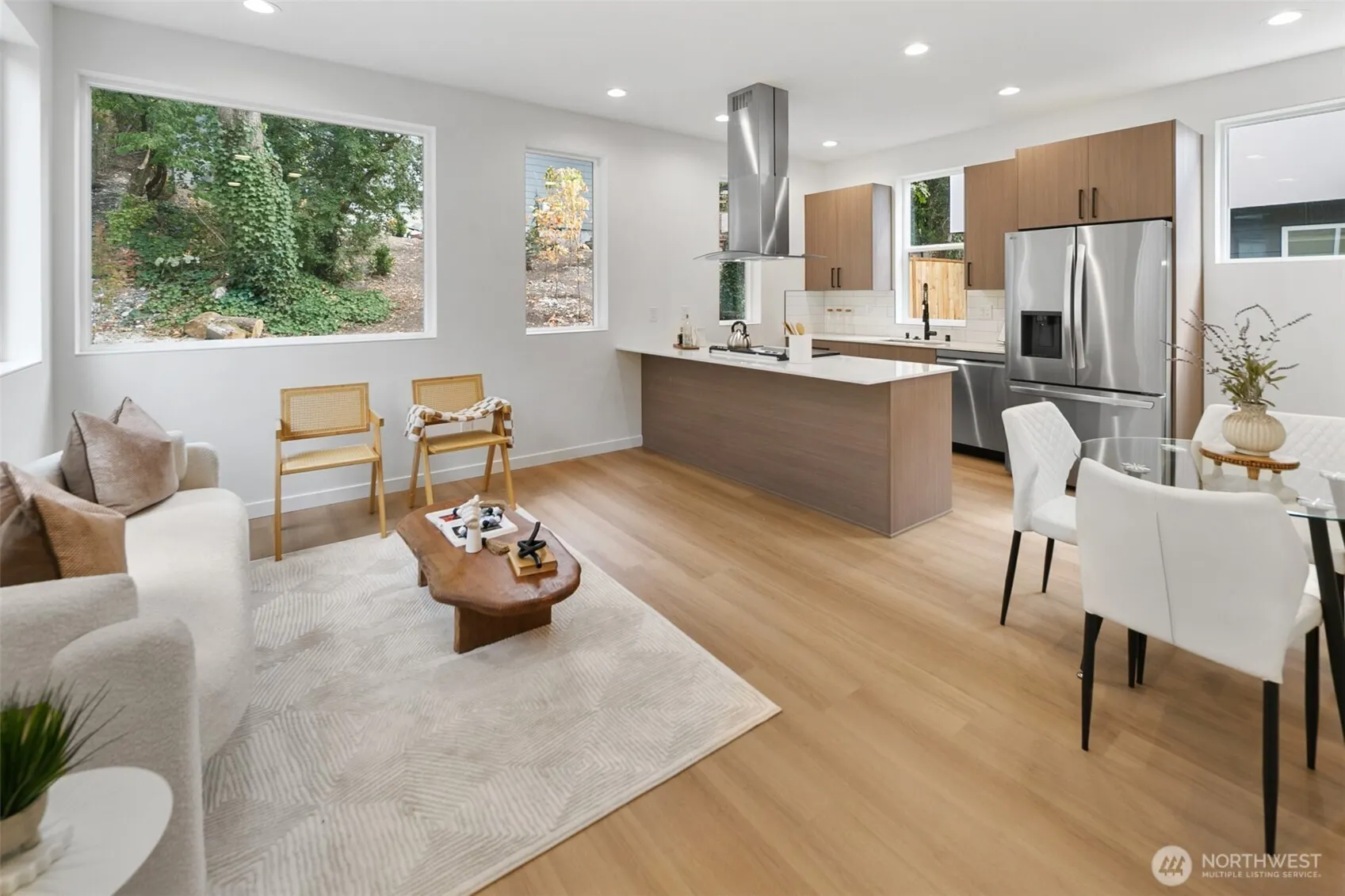 2809 S Grand Street , Seattle, WA 98144