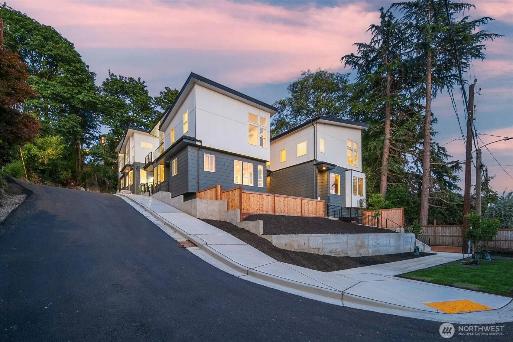 2809 S Grand Street , Seattle, WA 98144