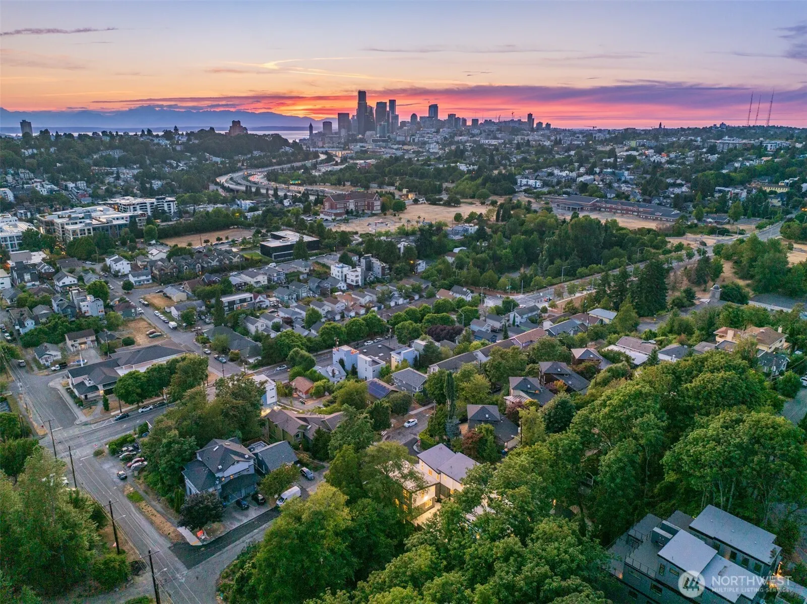 2809 S Grand Street , Seattle, WA 98144