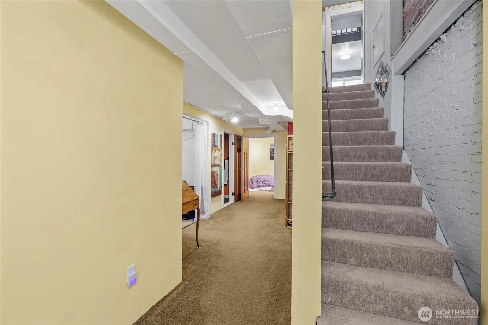3016 NW 74th Street , Seattle, WA 98117