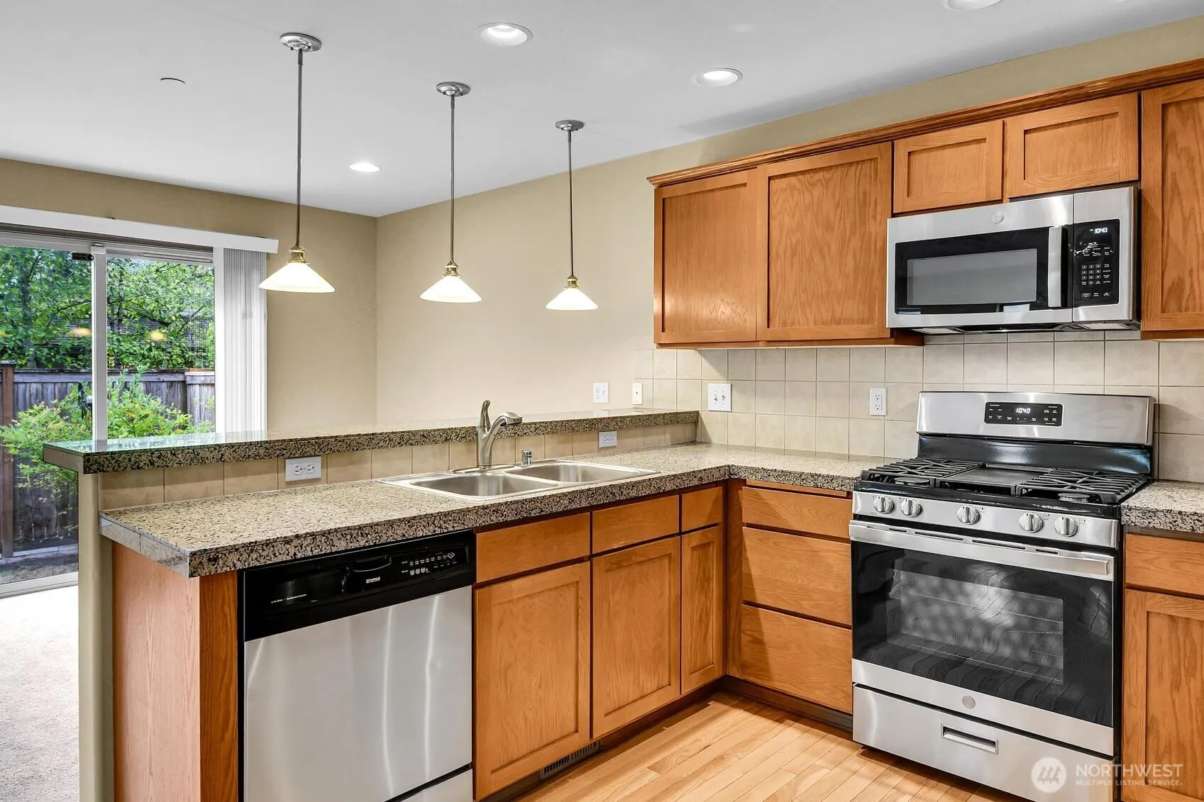 20827 70th Avenue W #A, Lynnwood, WA 98036