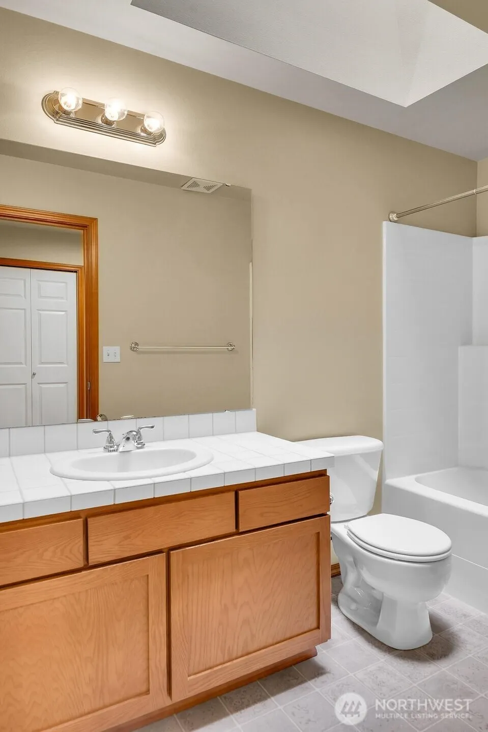20827 70th Avenue W #A, Lynnwood, WA 98036