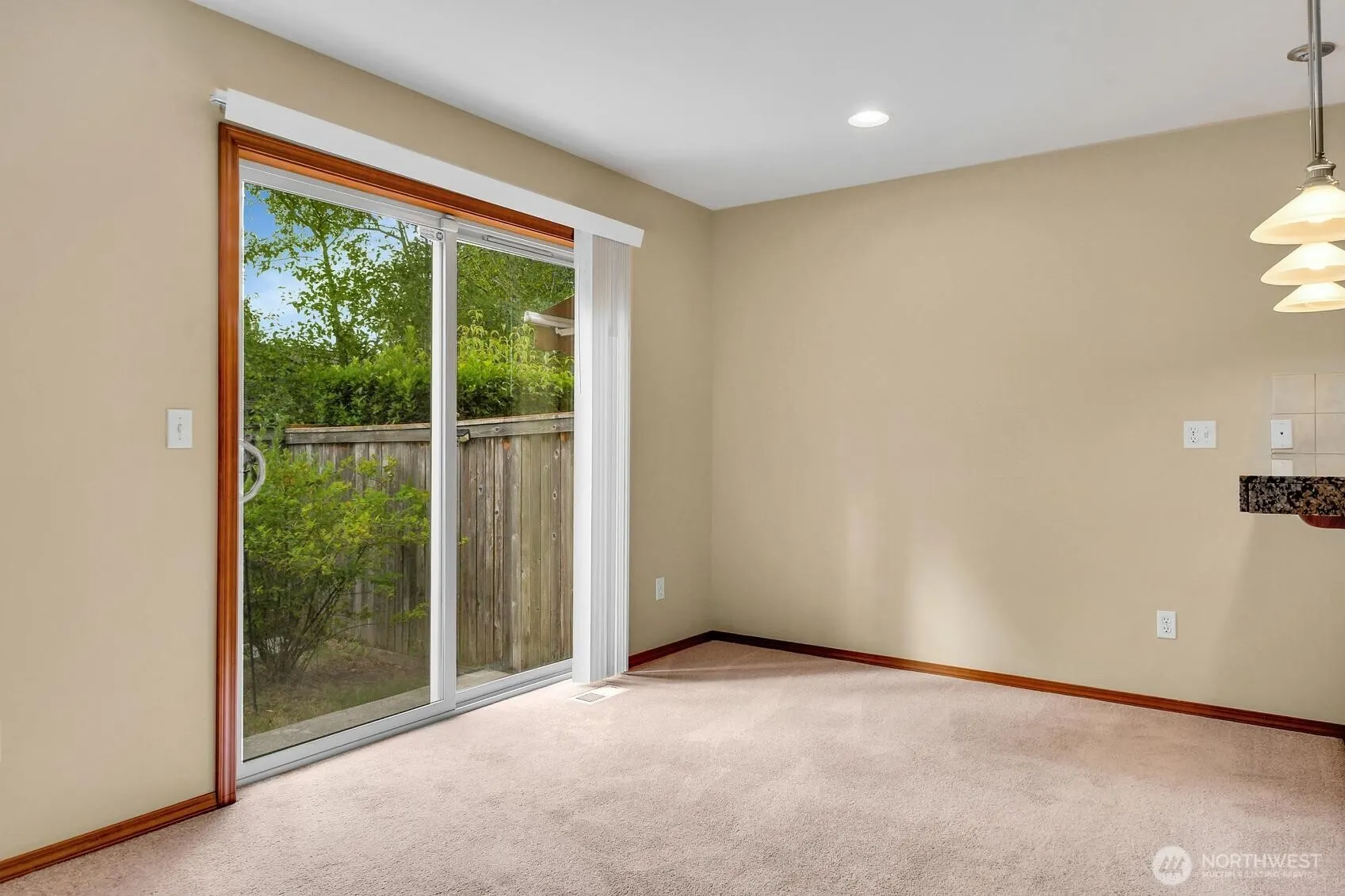 20827 70th Avenue W #A, Lynnwood, WA 98036