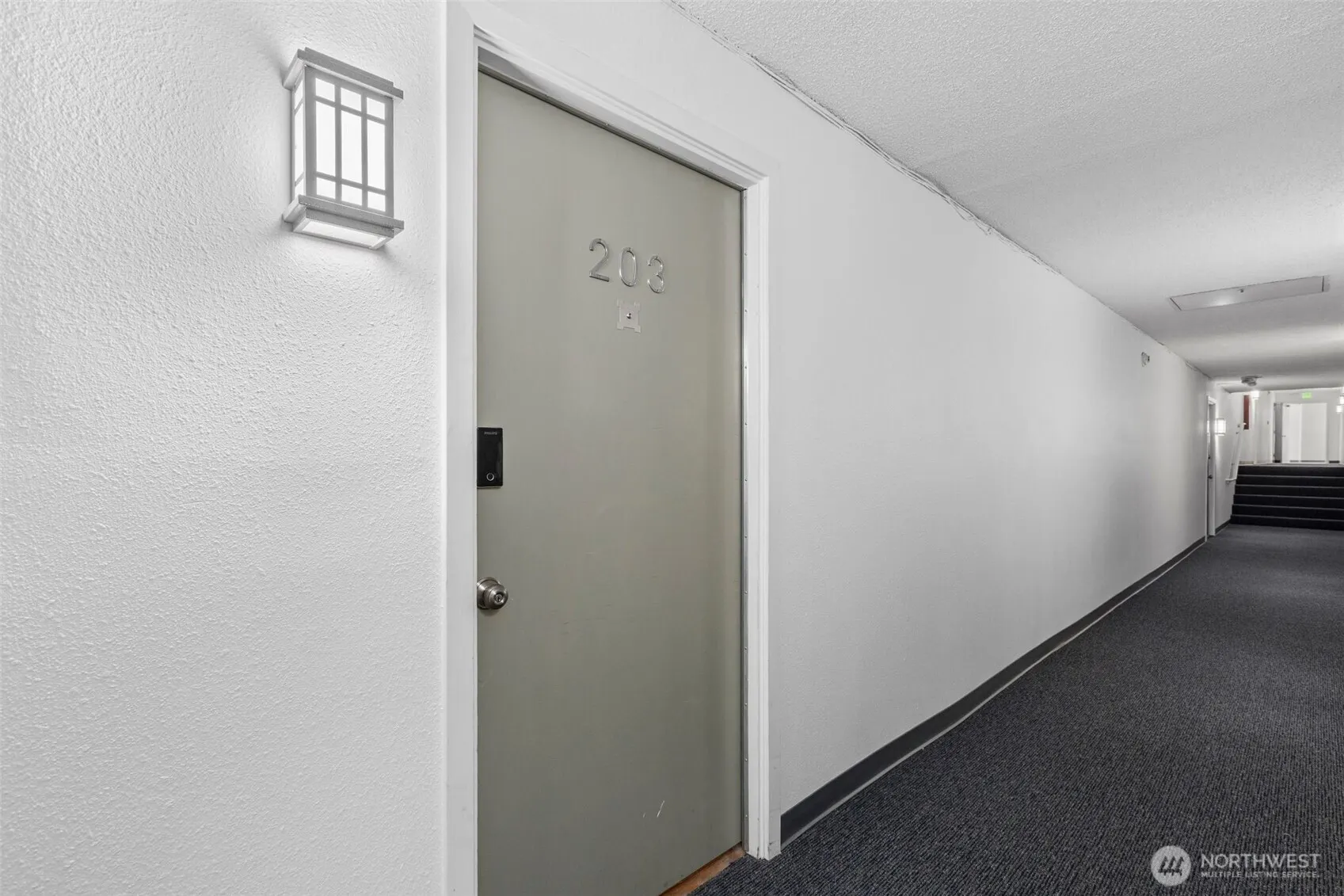 811 126th Place NE #A203, Bellevue, WA 98005