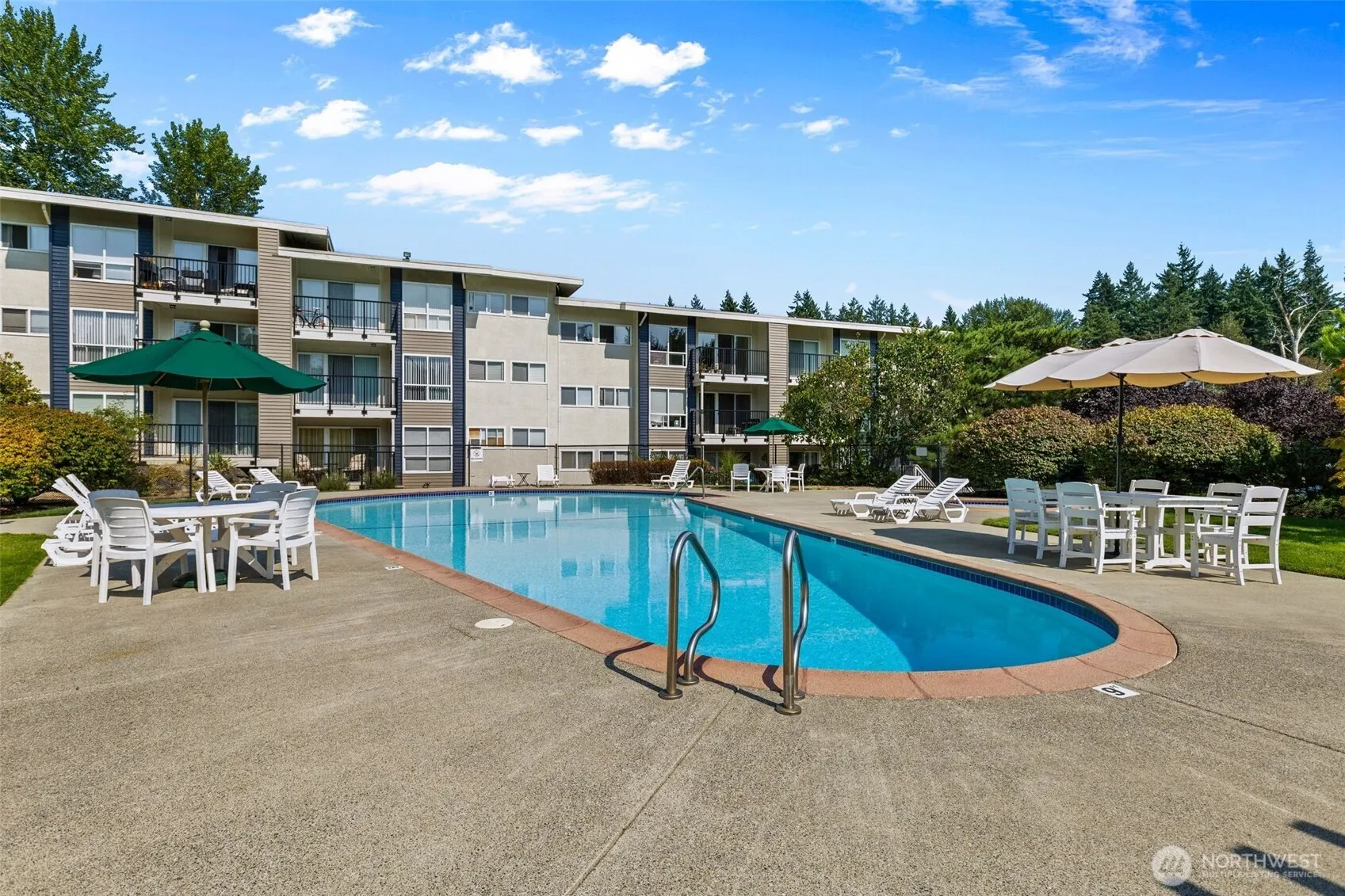 811 126th Place NE #A203, Bellevue, WA 98005