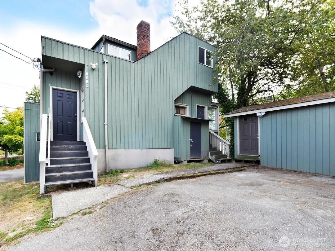 7519 greenwood Avenue N #4, Seattle, WA 98103