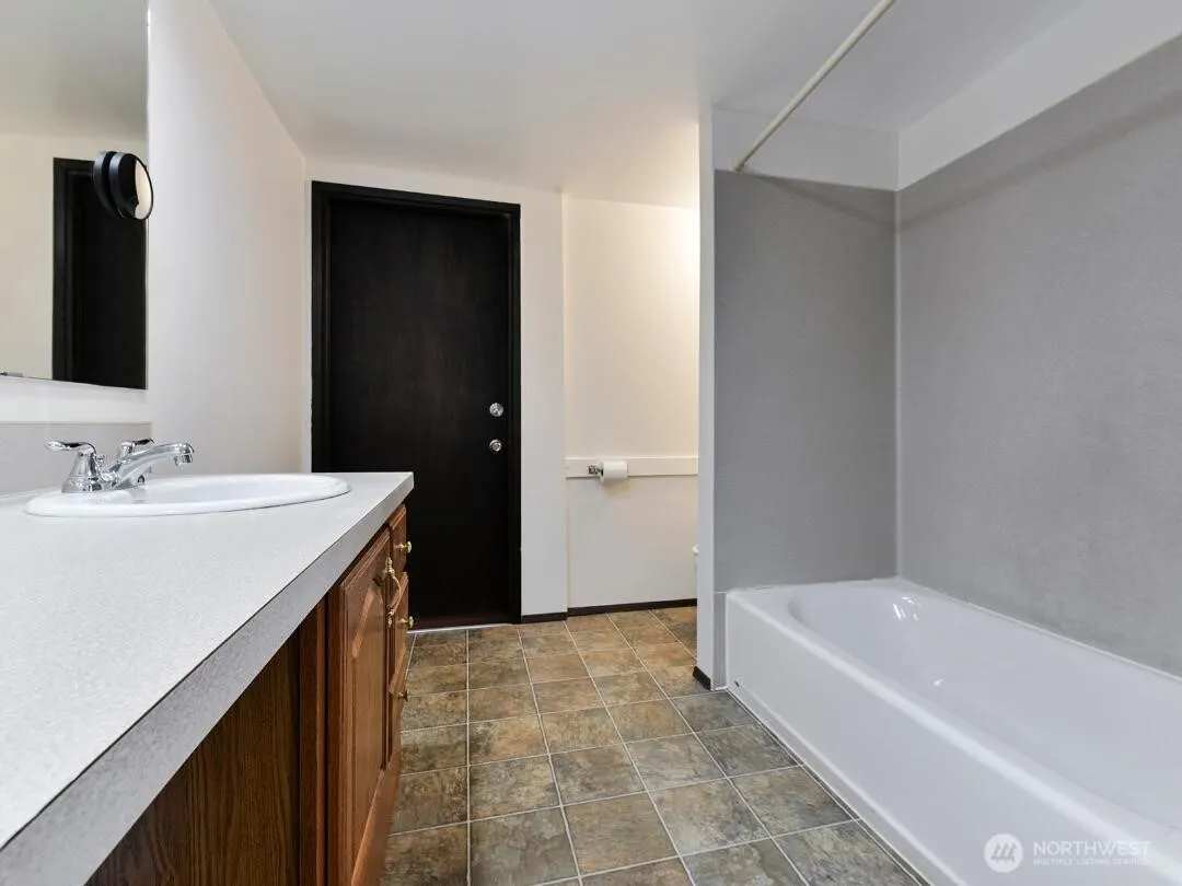 7519 greenwood Avenue N #4, Seattle, WA 98103