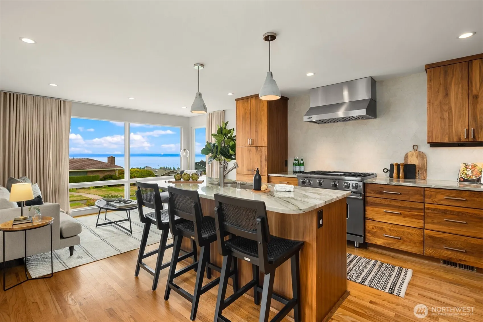 9214 21st Avenue NW, Seattle, WA 98117
