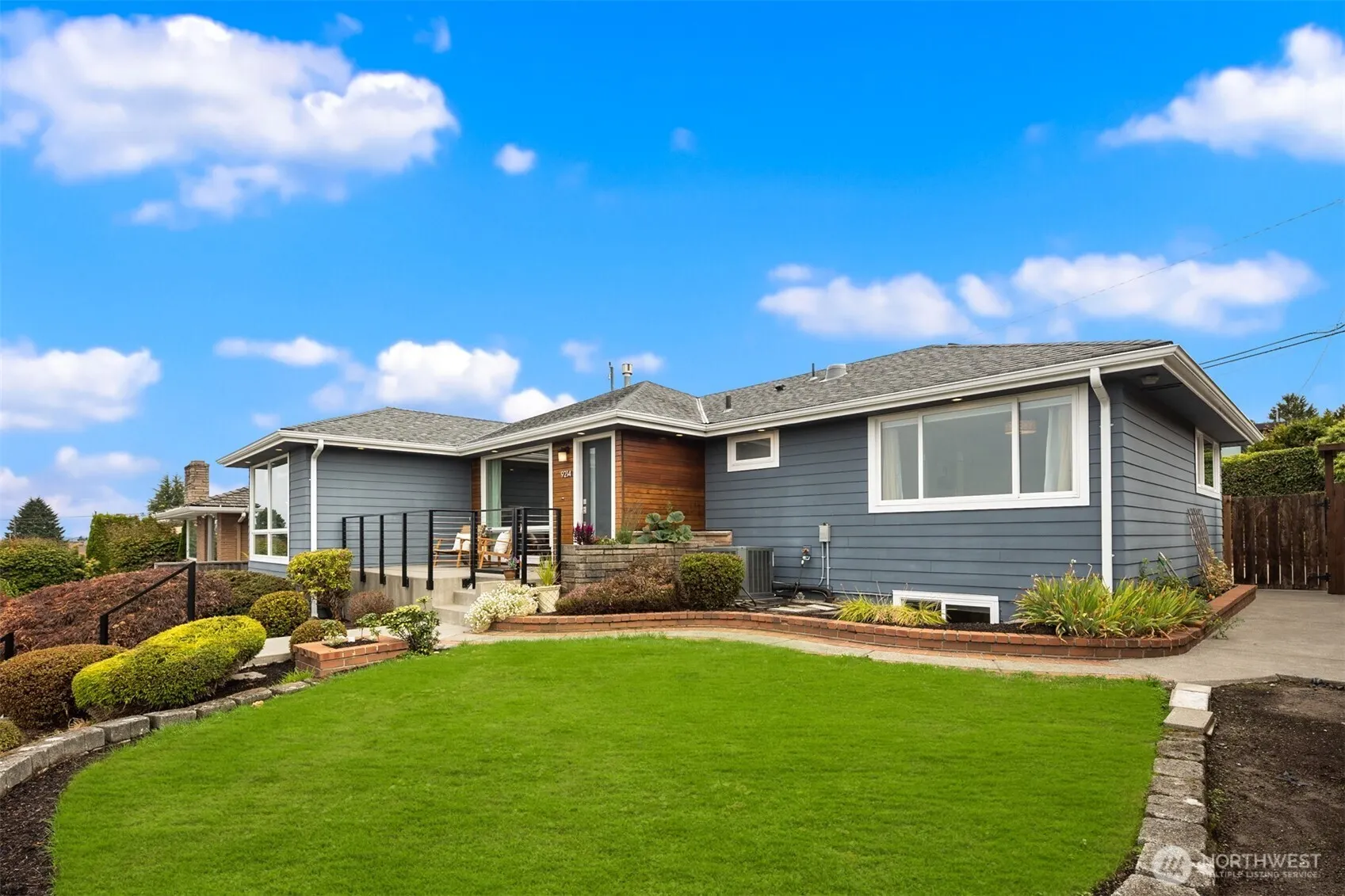 9214 21st Avenue NW, Seattle, WA 98117