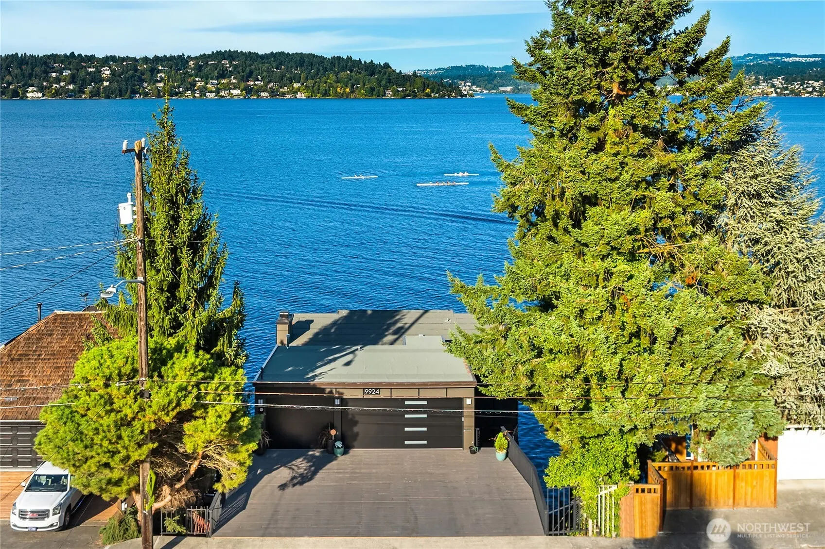 9924 Rainier Avenue S, Seattle, WA 98118-5941