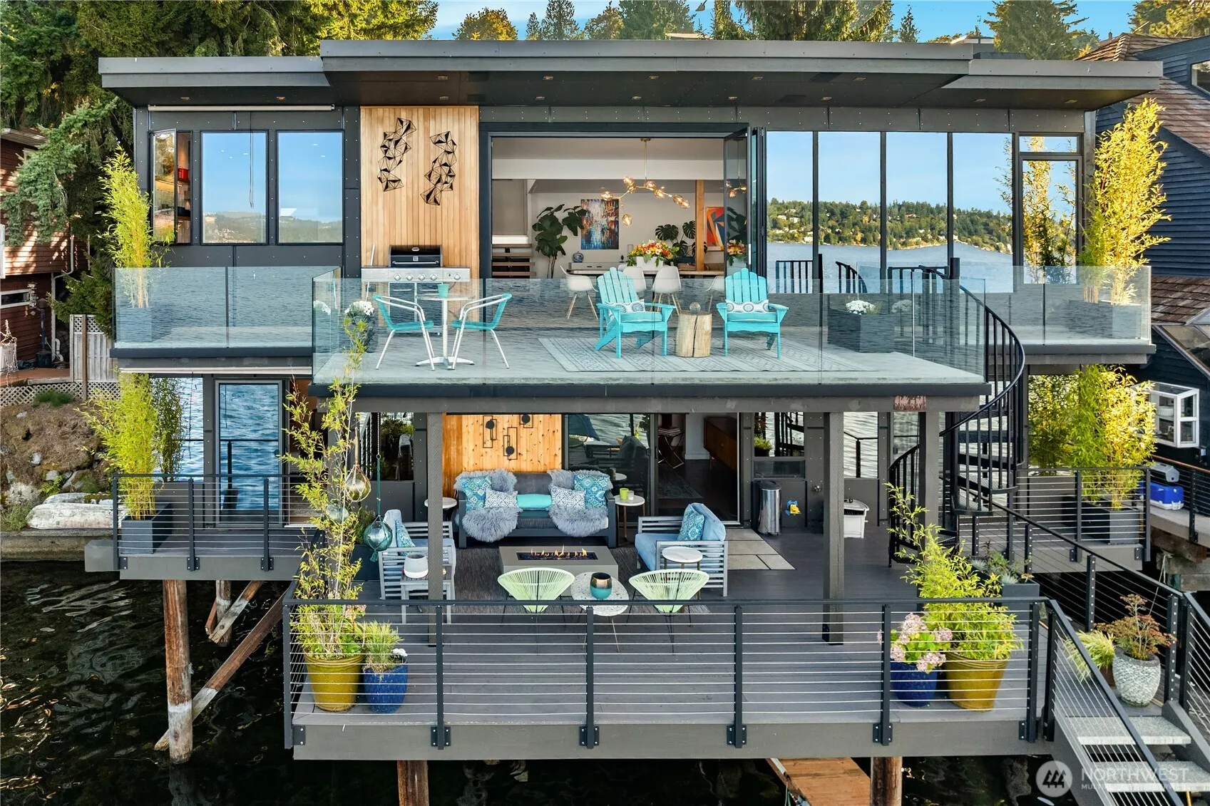 9924 Rainier Avenue S, Seattle, WA 98118-5941
