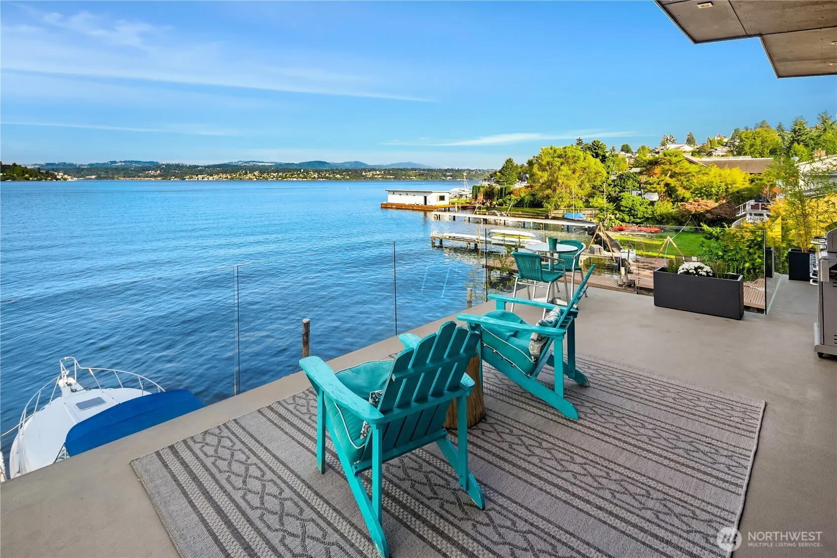 9924 Rainier Avenue S, Seattle, WA 98118-5941
