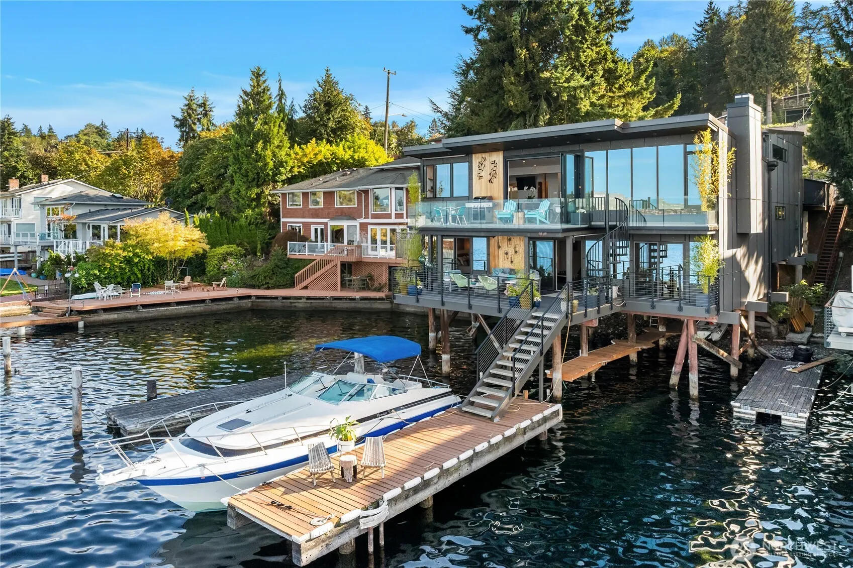 9924 Rainier Avenue S, Seattle, WA 98118-5941