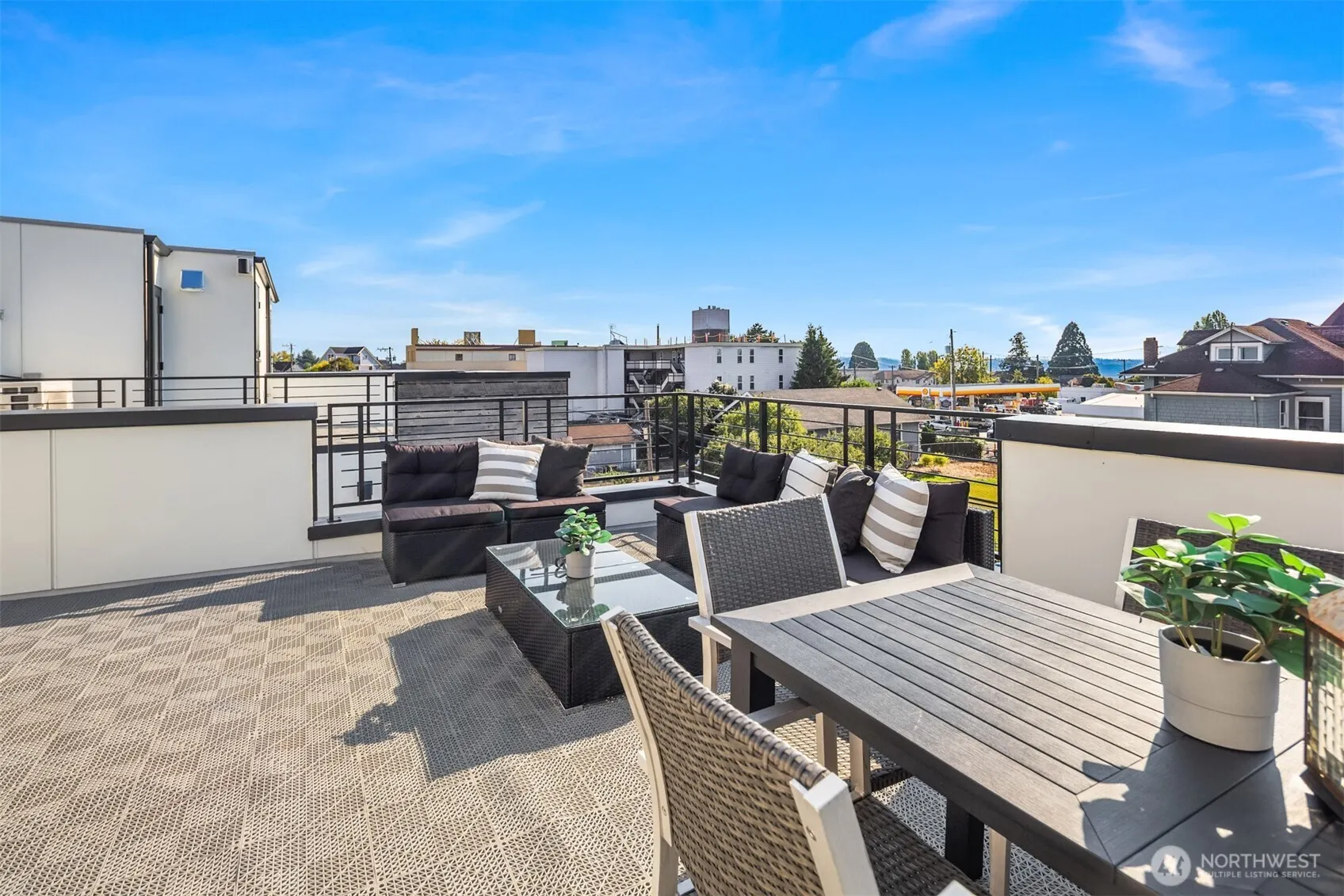 2341 16th Avenue S #B, Seattle, WA 98144