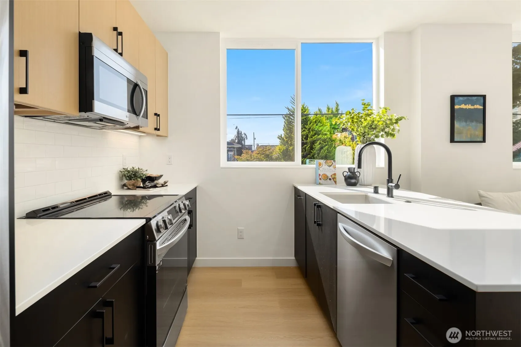 2341 16th Avenue S #B, Seattle, WA 98144