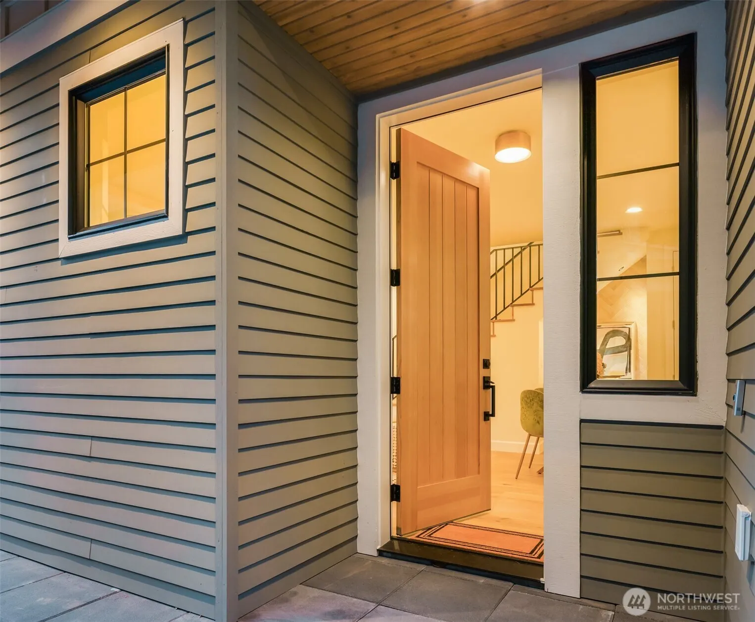 2010 9th Street W, Kirkland, WA 98033