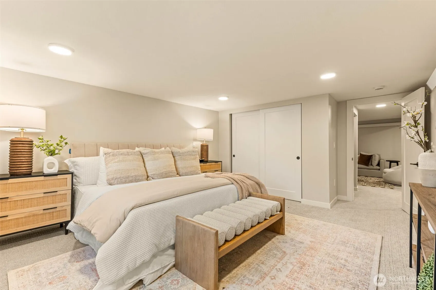 7702 10th Avenue NW, Seattle, WA 98117