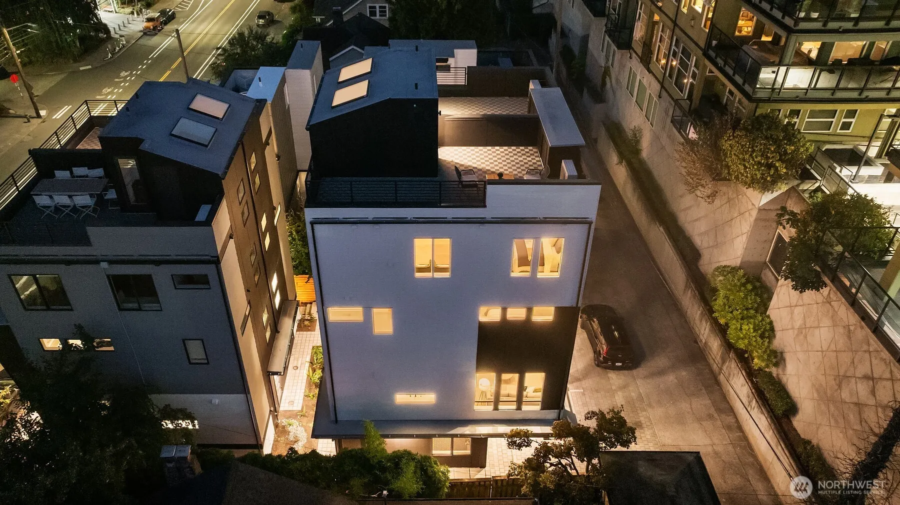 2009 Dexter Avenue N #B, Seattle, WA 98109