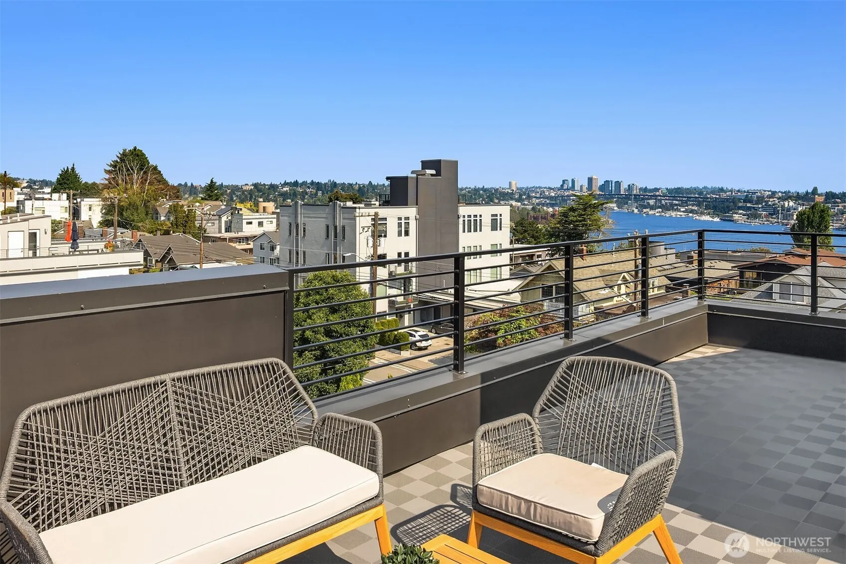2009 Dexter Avenue N #B, Seattle, WA 98109
