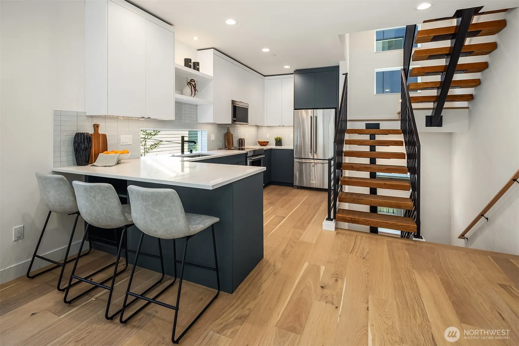 2009 Dexter Avenue N #B, Seattle, WA 98109