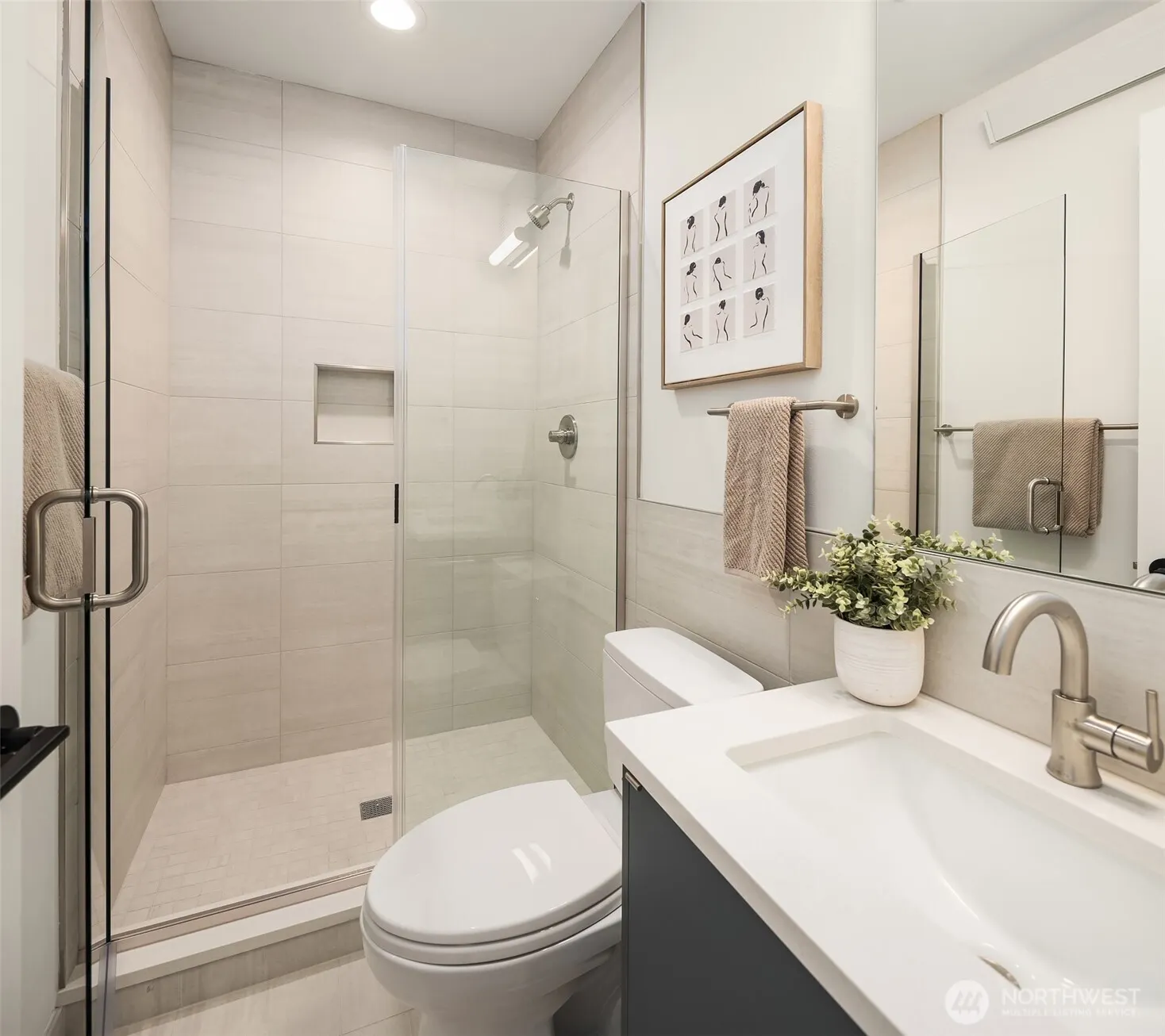 2009 Dexter Avenue N #B, Seattle, WA 98109