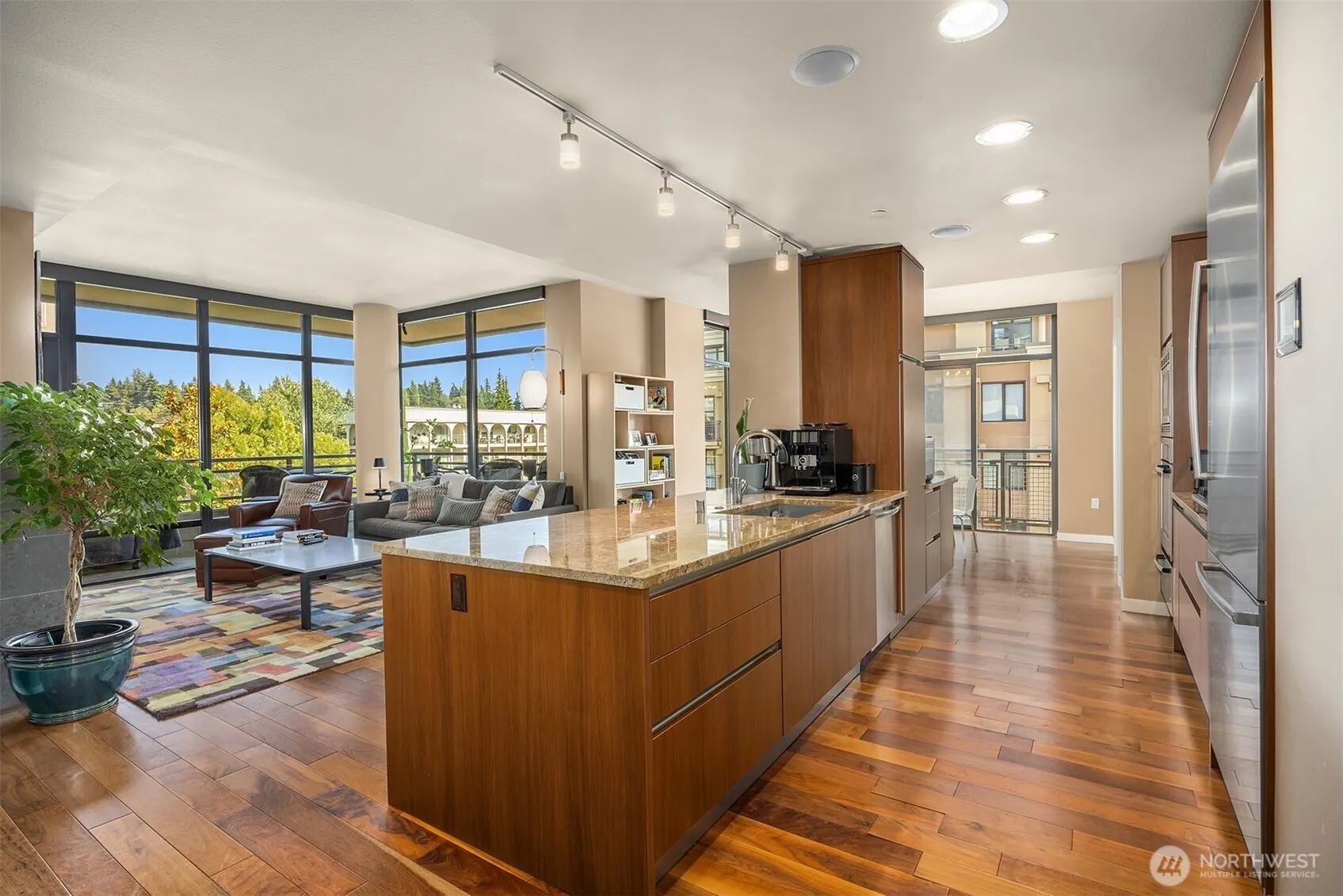 10000 Main Street #306, Bellevue, WA 98004