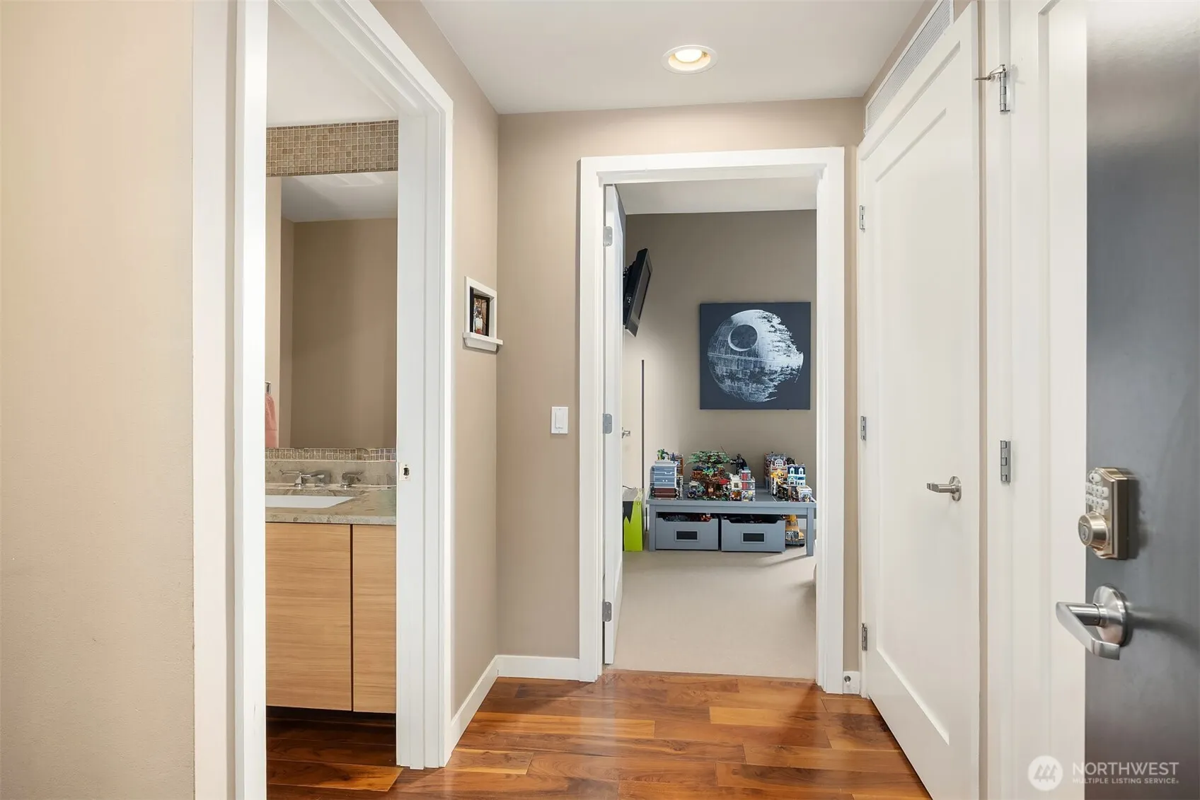 10000 Main Street #306, Bellevue, WA 98004