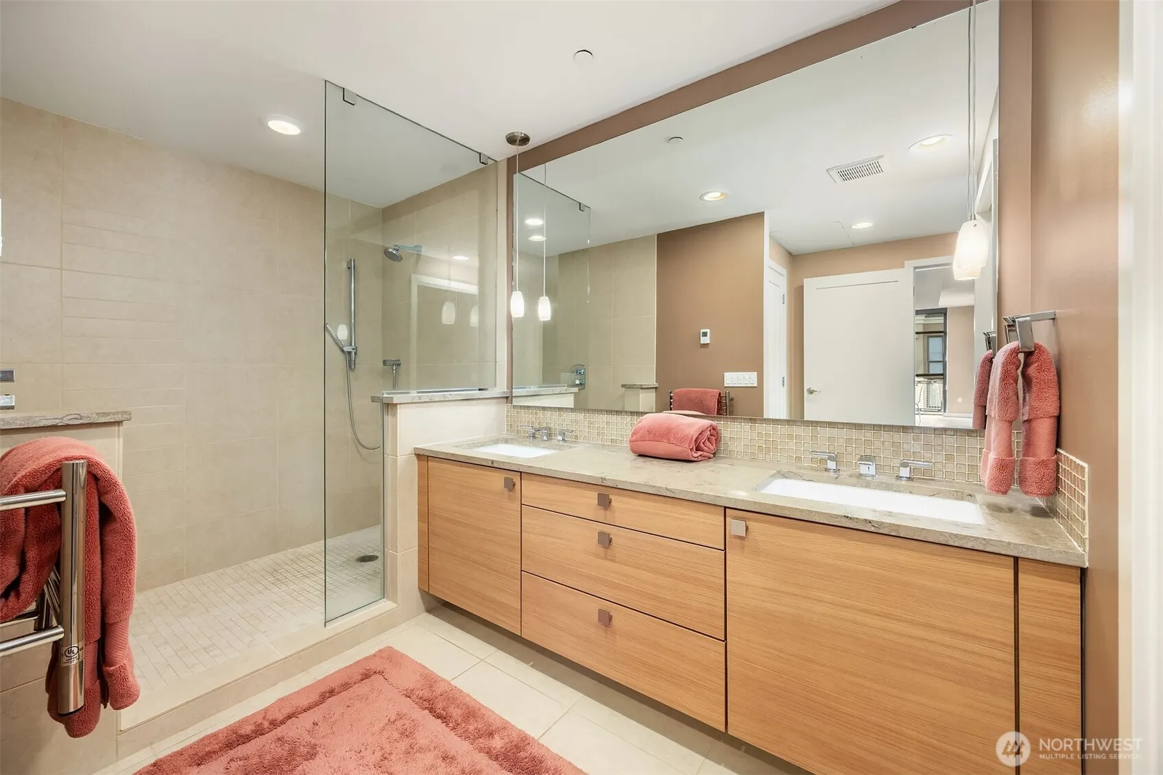 10000 Main Street #306, Bellevue, WA 98004
