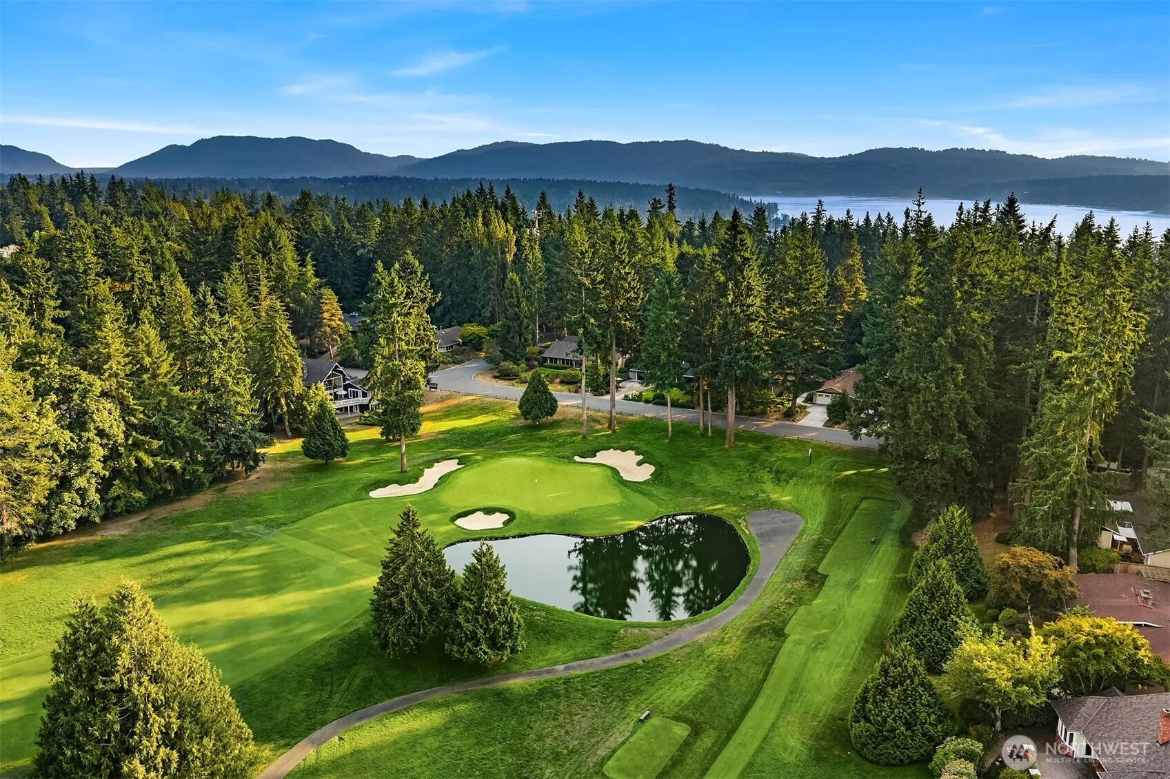 2449 209th Place NE, Sammamish, WA 98074