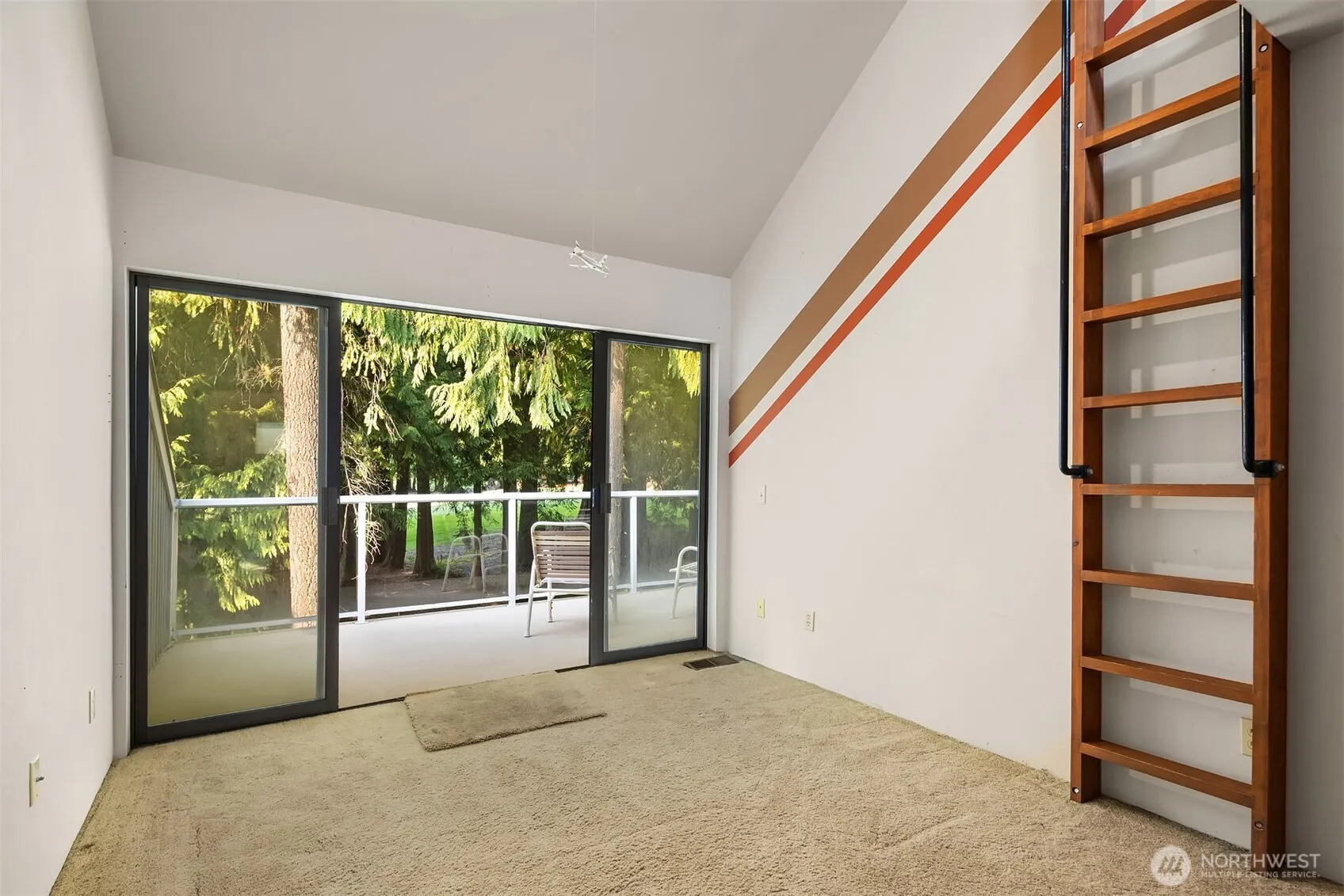 2449 209th Place NE, Sammamish, WA 98074