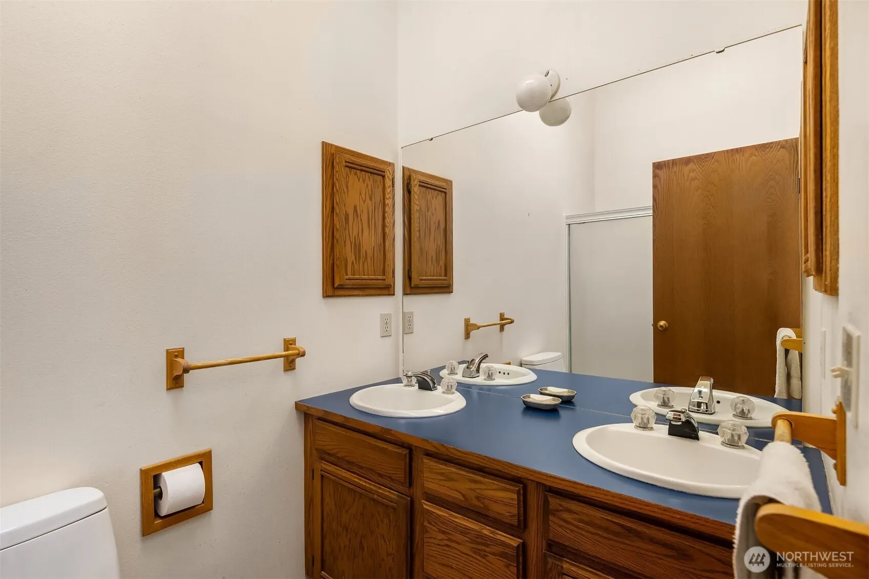 2449 209th Place NE, Sammamish, WA 98074