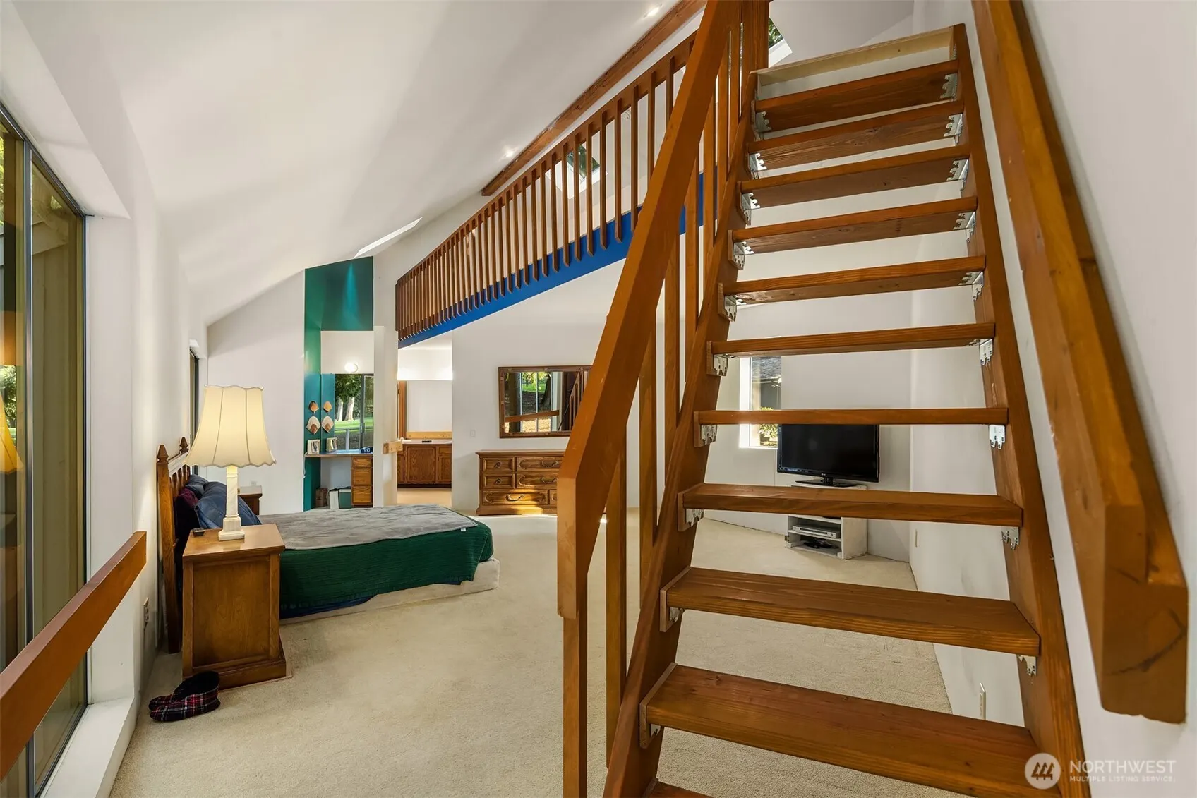 2449 209th Place NE, Sammamish, WA 98074