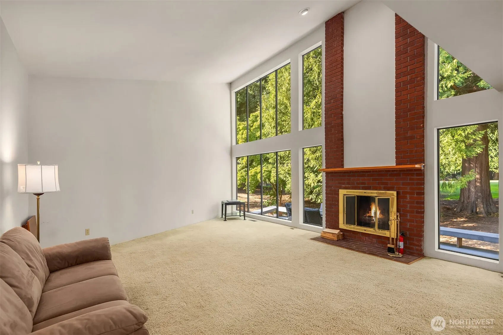 2449 209th Place NE, Sammamish, WA 98074