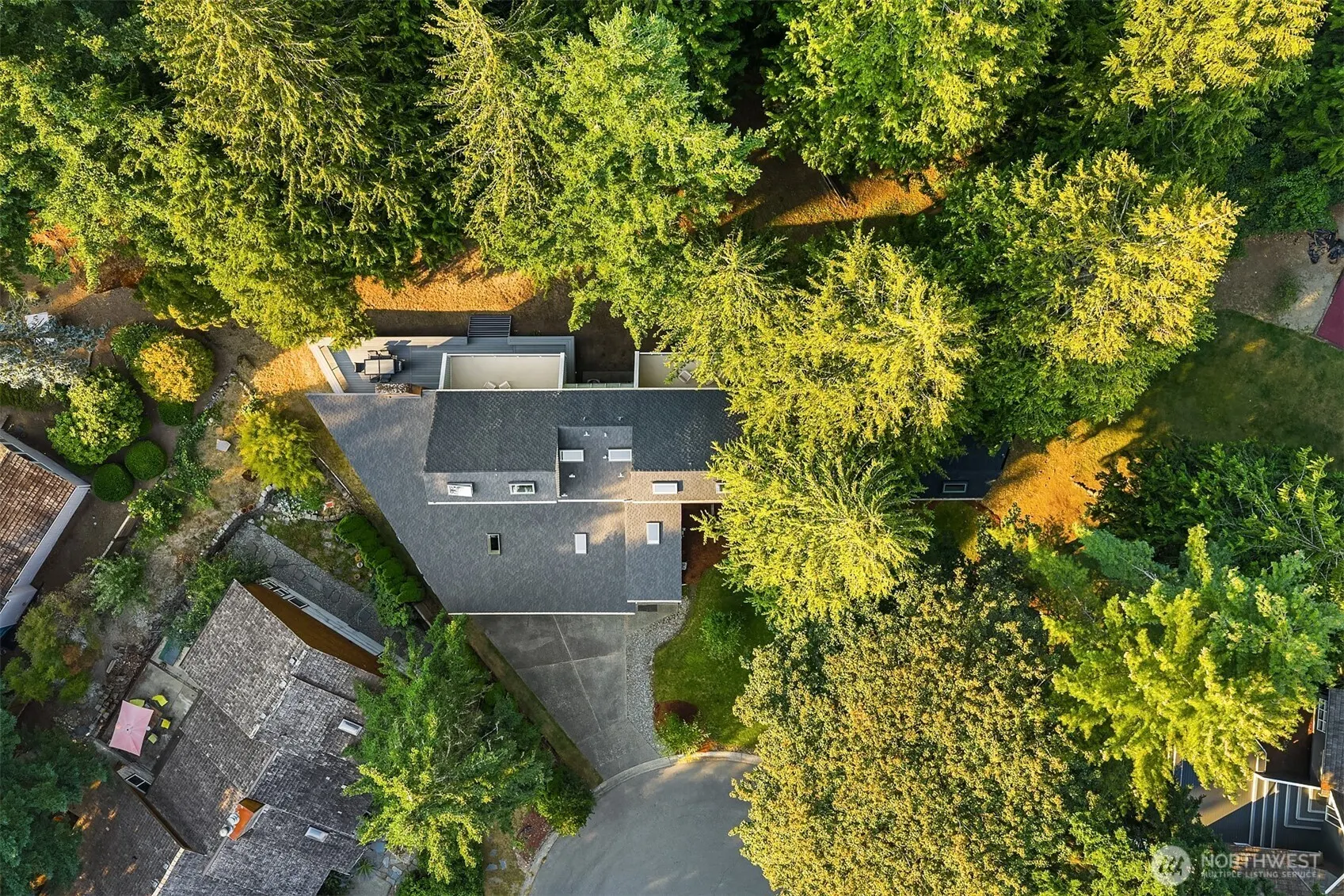 2449 209th Place NE, Sammamish, WA 98074