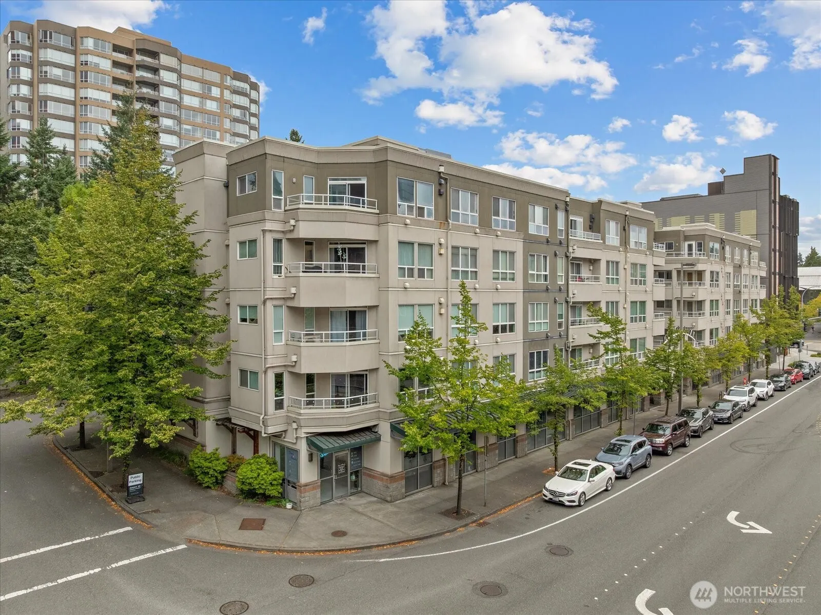 925 110th Avenue NE #PH05, Bellevue, WA 98004