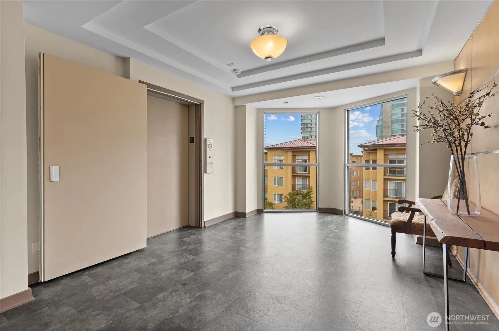 925 110th Avenue NE #PH05, Bellevue, WA 98004
