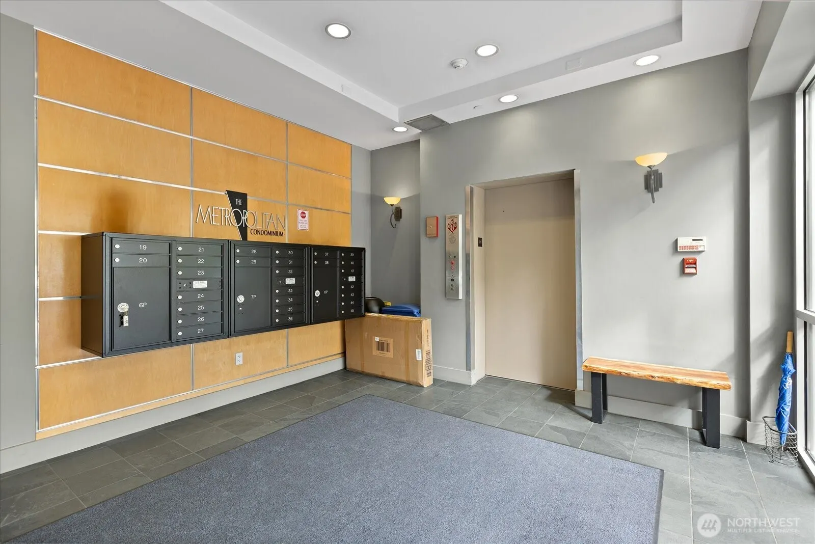 925 110th Avenue NE #PH05, Bellevue, WA 98004