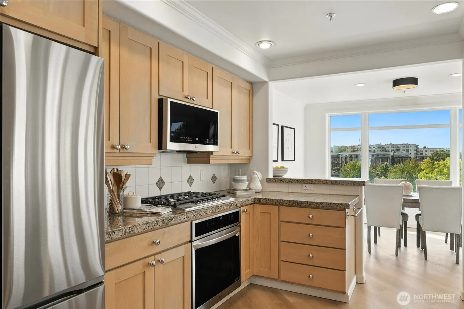 225 4th Avenue #B302, Kirkland, WA 98033