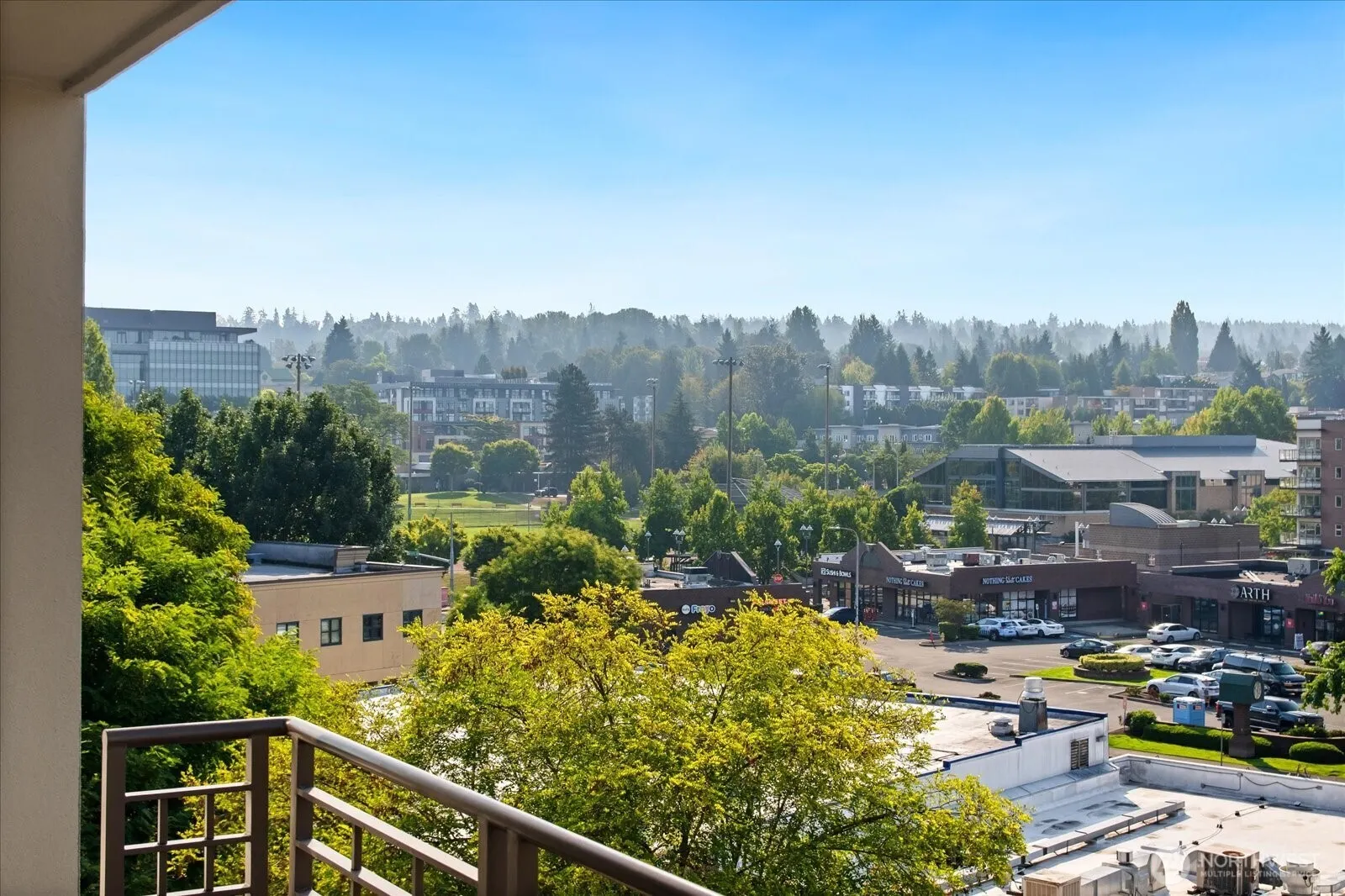 225 4th Avenue #B302, Kirkland, WA 98033