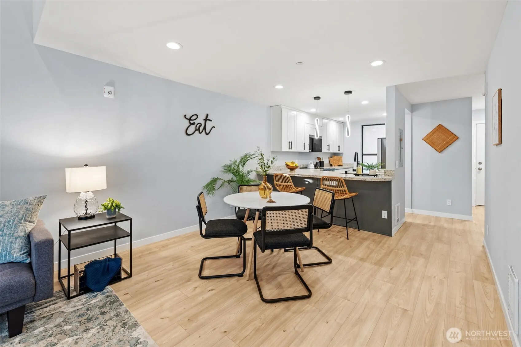 6439 NE 139th Avenue #30, Redmond, WA 98052