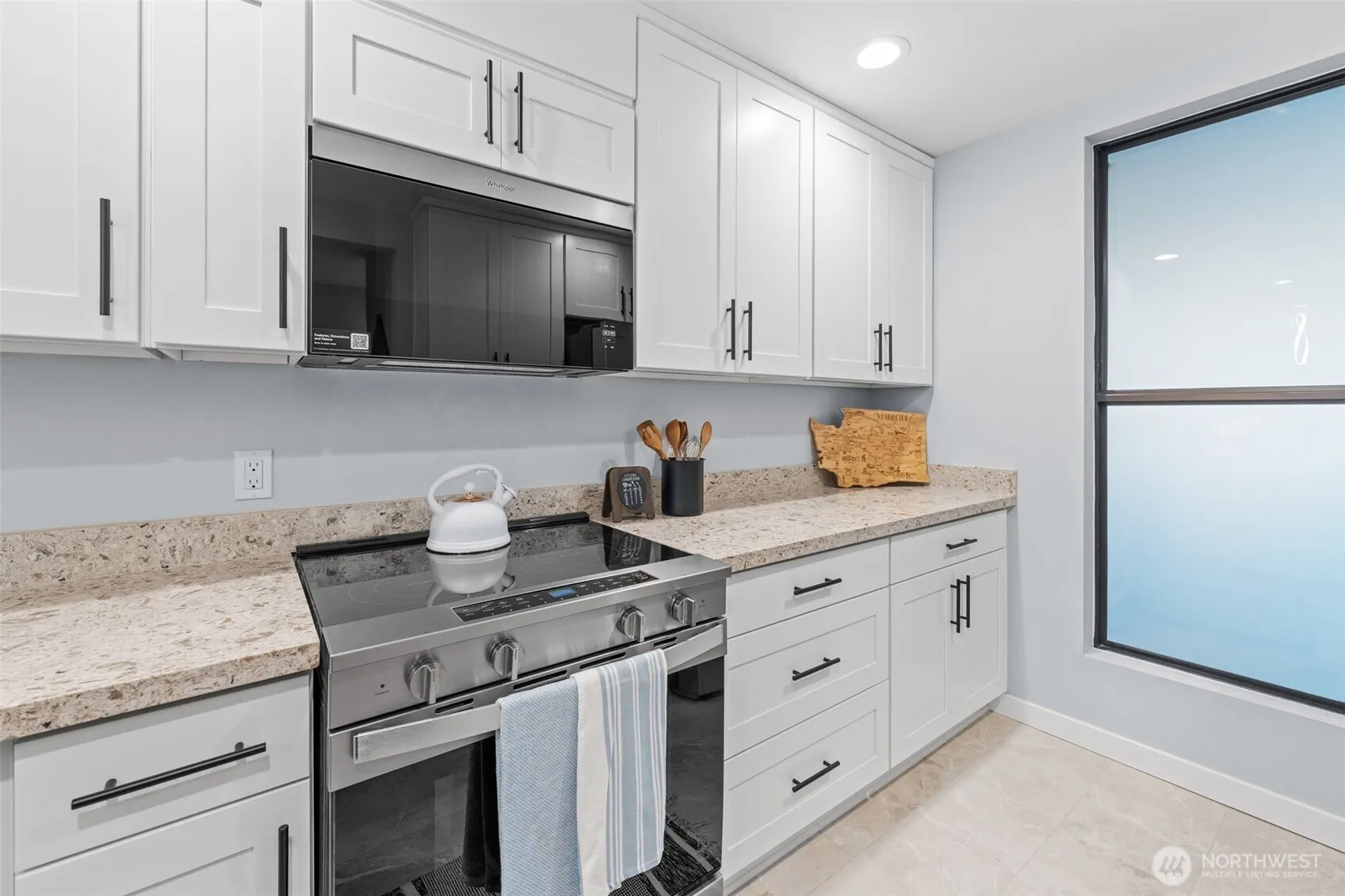 6439 NE 139th Avenue #30, Redmond, WA 98052