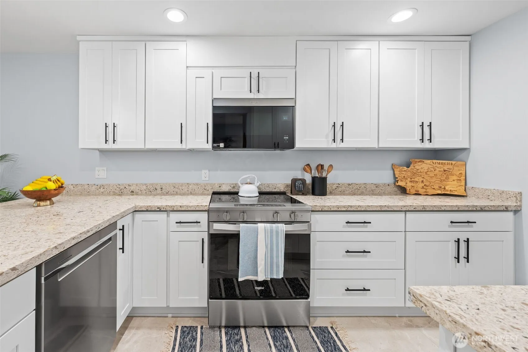 6439 NE 139th Avenue #30, Redmond, WA 98052