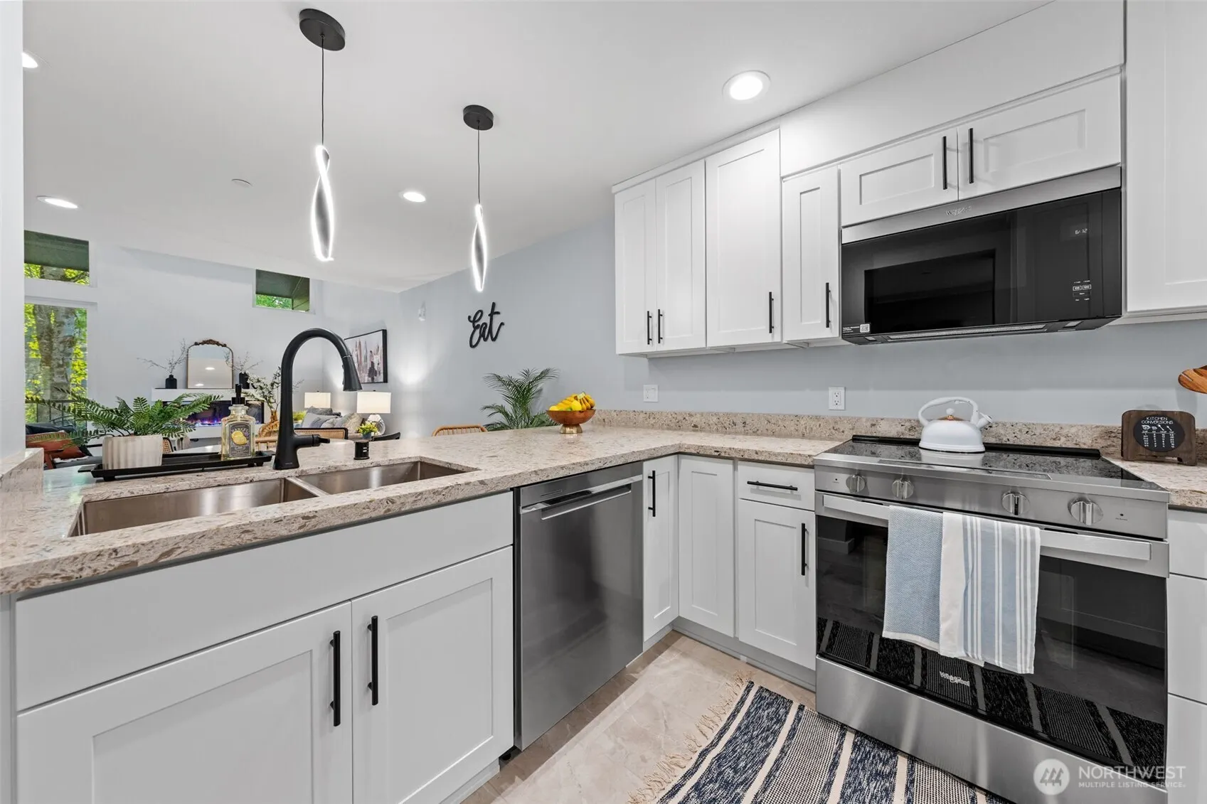 6439 NE 139th Avenue #30, Redmond, WA 98052