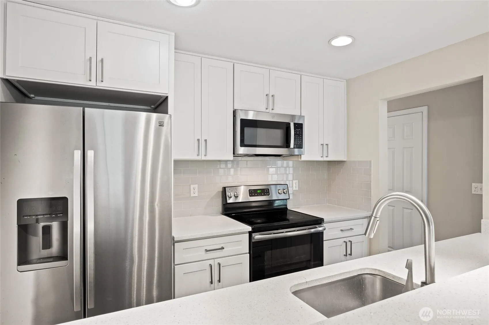 4415 145th Avenue NE ##H5, Bellevue, WA 98007