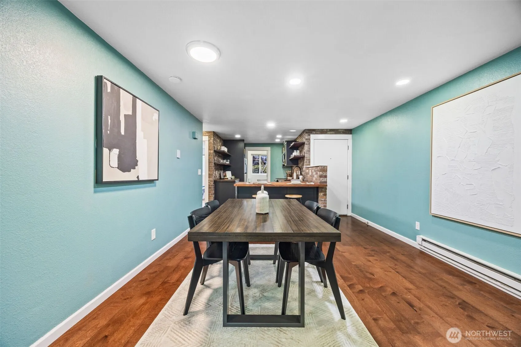 732 Kirkland Circle #D102, Kirkland, WA 98033-6372